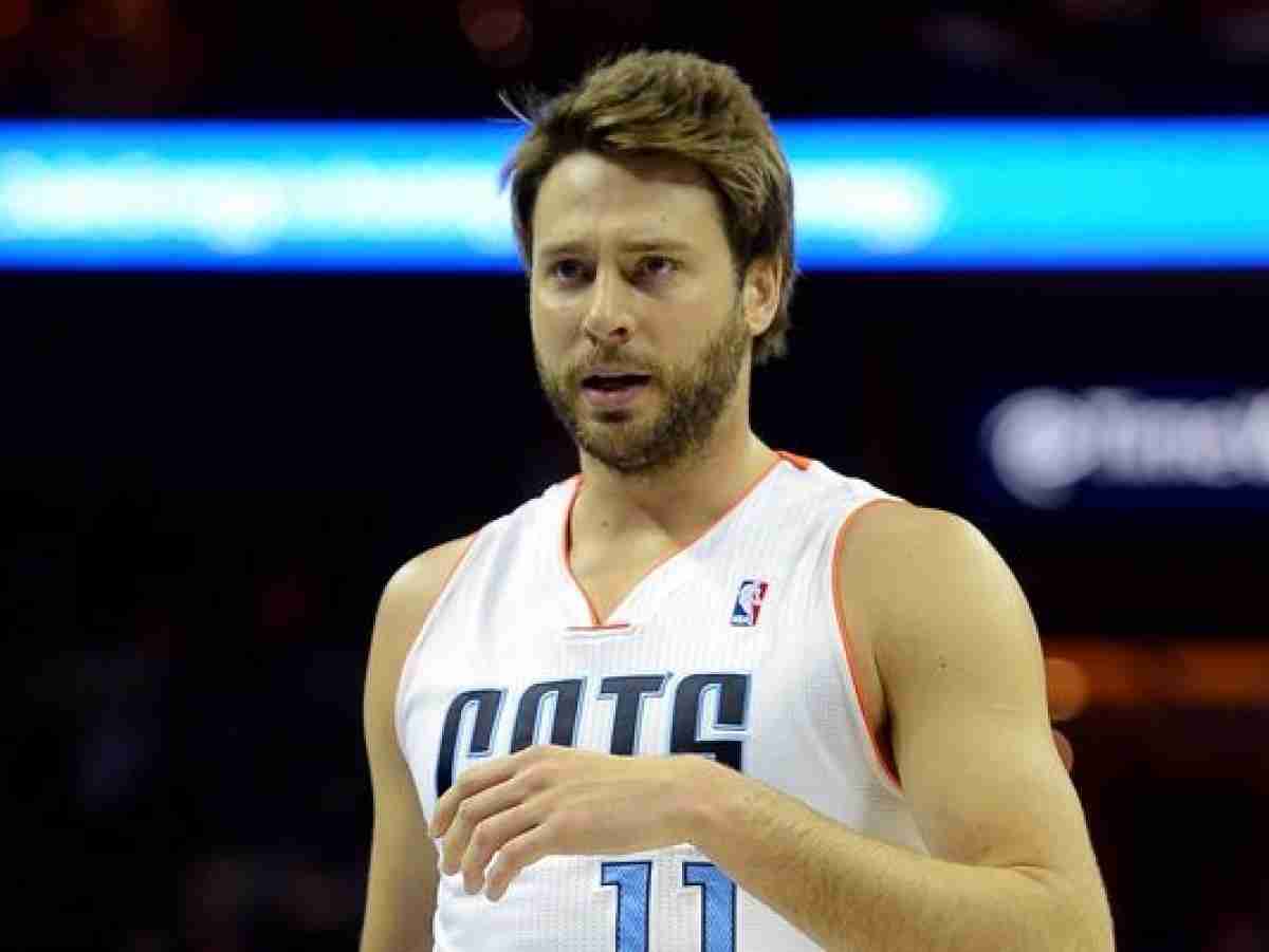 35. josh mcroberts