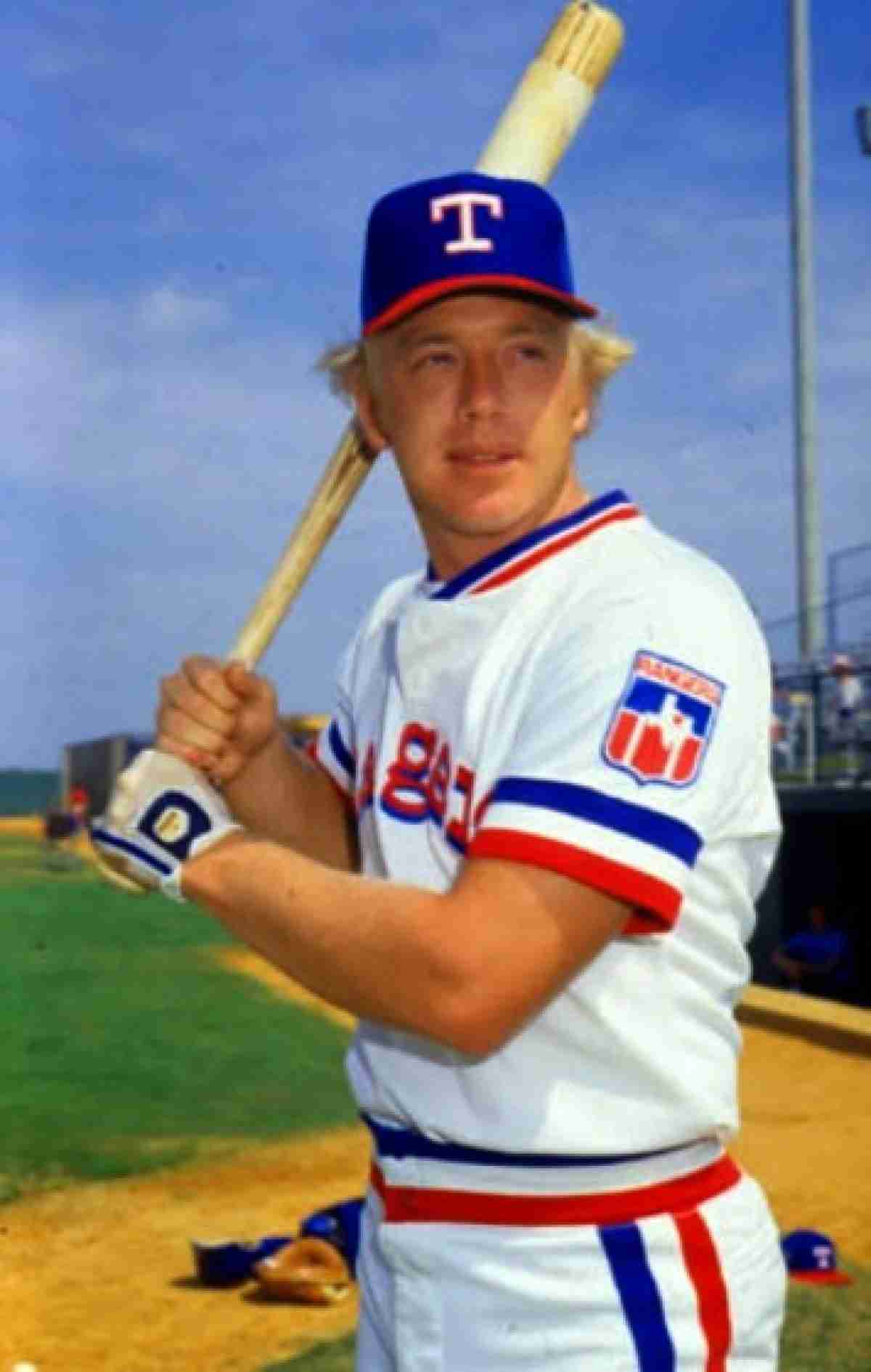 Buddy Bell Jersey - Texas Rangers 1981 Cooperstown Throwback