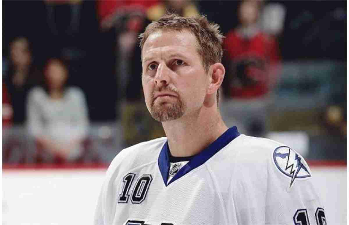 93 Gary Roberts Ice Hockey Player Stock Photos, High-Res Pictures, and  Images - Getty Images